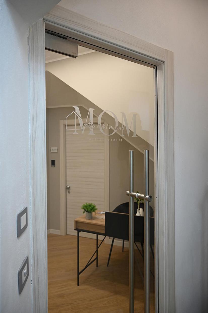 Mom Apartment Rooms&Suites Tivoli Exterior foto